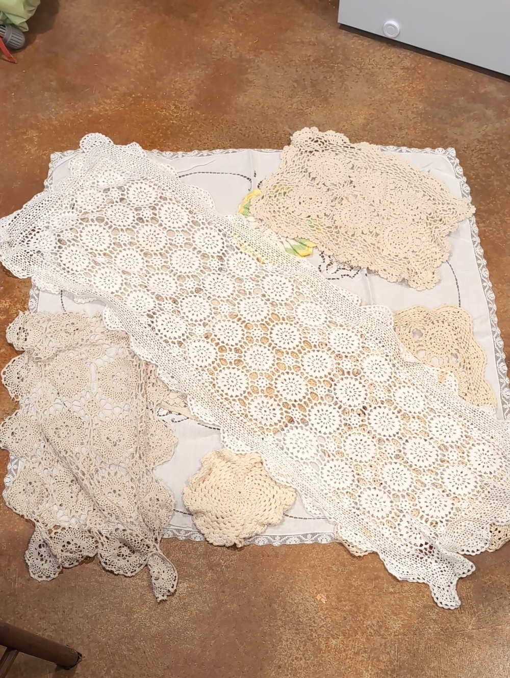 Lot Of 13 Vintage Table Linens And Handkerchiefs